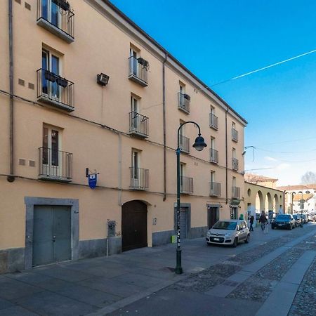 Апартаменты Borgo Dora Artistic Studio Турин Экстерьер фото