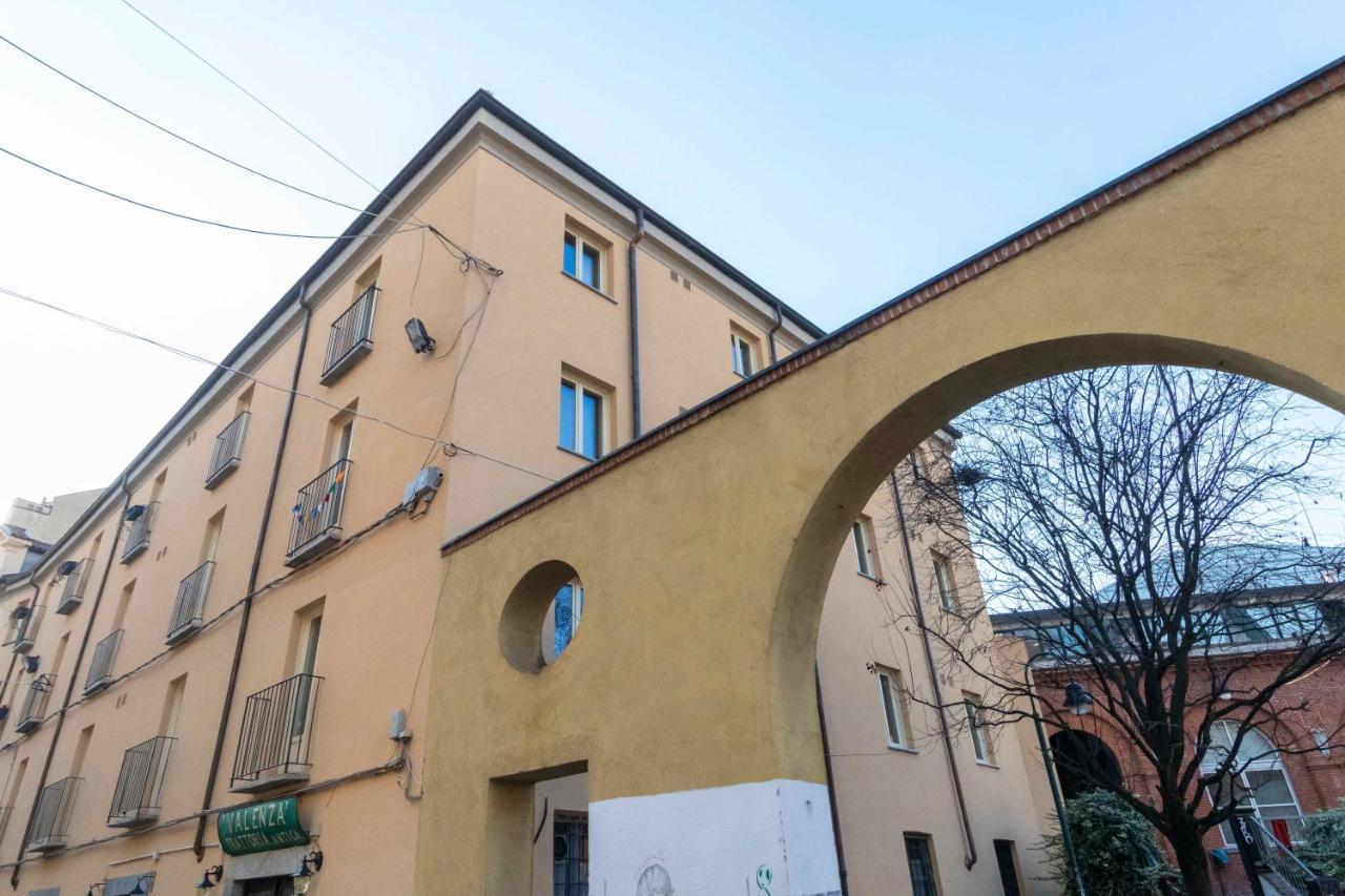 Апартаменты Borgo Dora Artistic Studio Турин Экстерьер фото